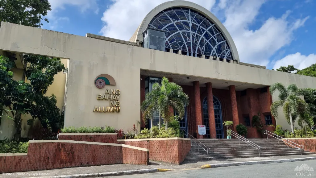 bahay ng alumni
